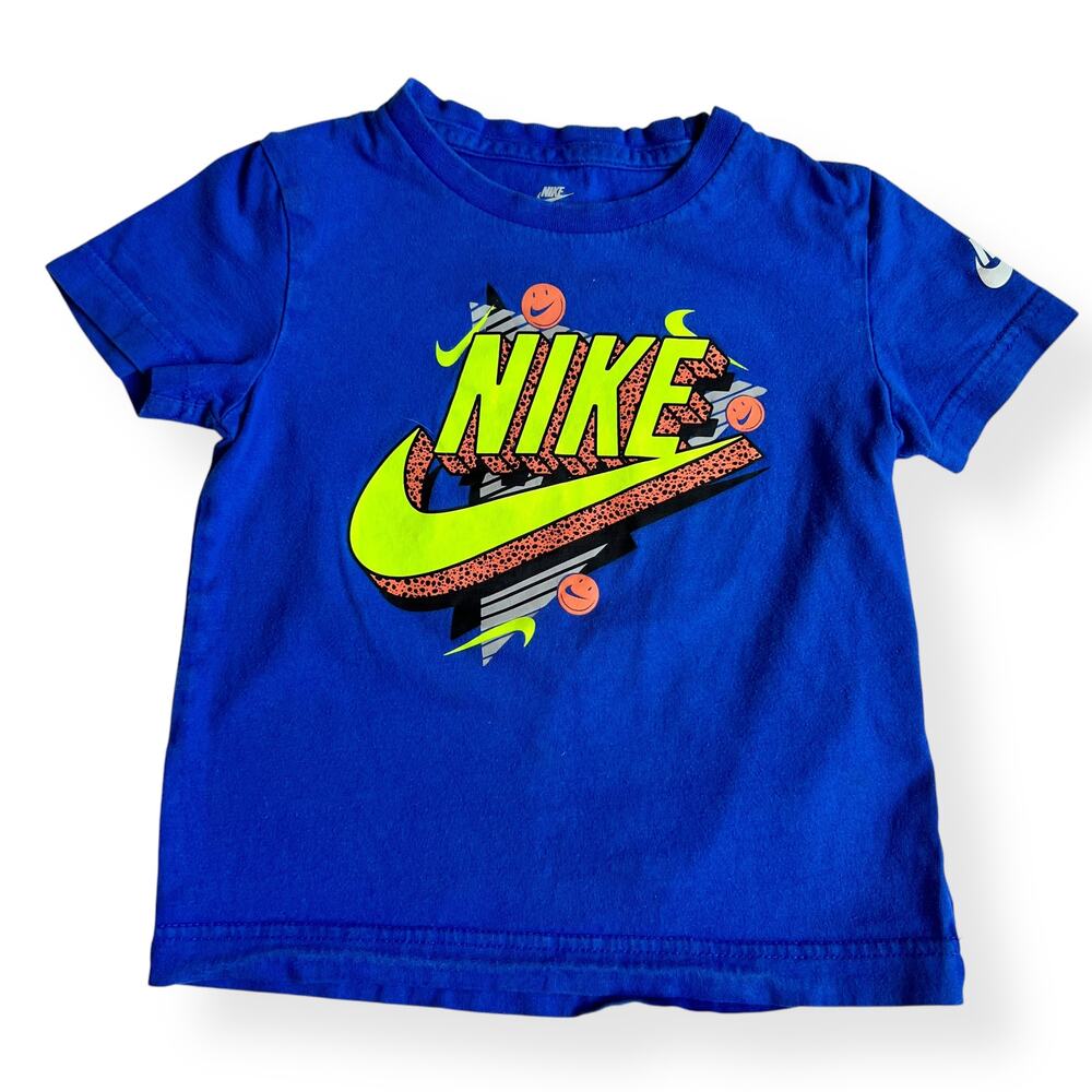 Nike Graphic Tee